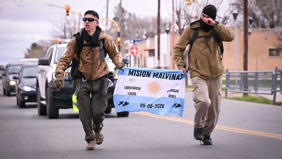 MISIÓN MALVINAS: DOS JÓVENES CAMINARON CON TEMPERATURAS BAJO CERO PARA HOMENAJEAR A LOS VETERANOS