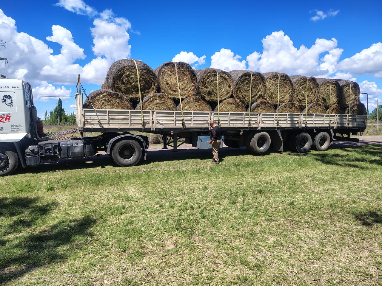 El Gobierno de Mendoza asiste a productores ganaderos afectados por las contingencias climáticas en el Valle de Uco y el sur provincial